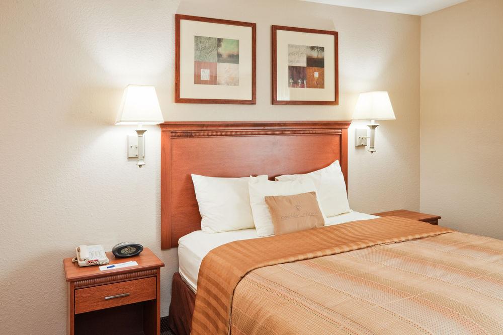 Candlewood Suites Eastchase Park By Ihg Монтгомери Экстерьер фото