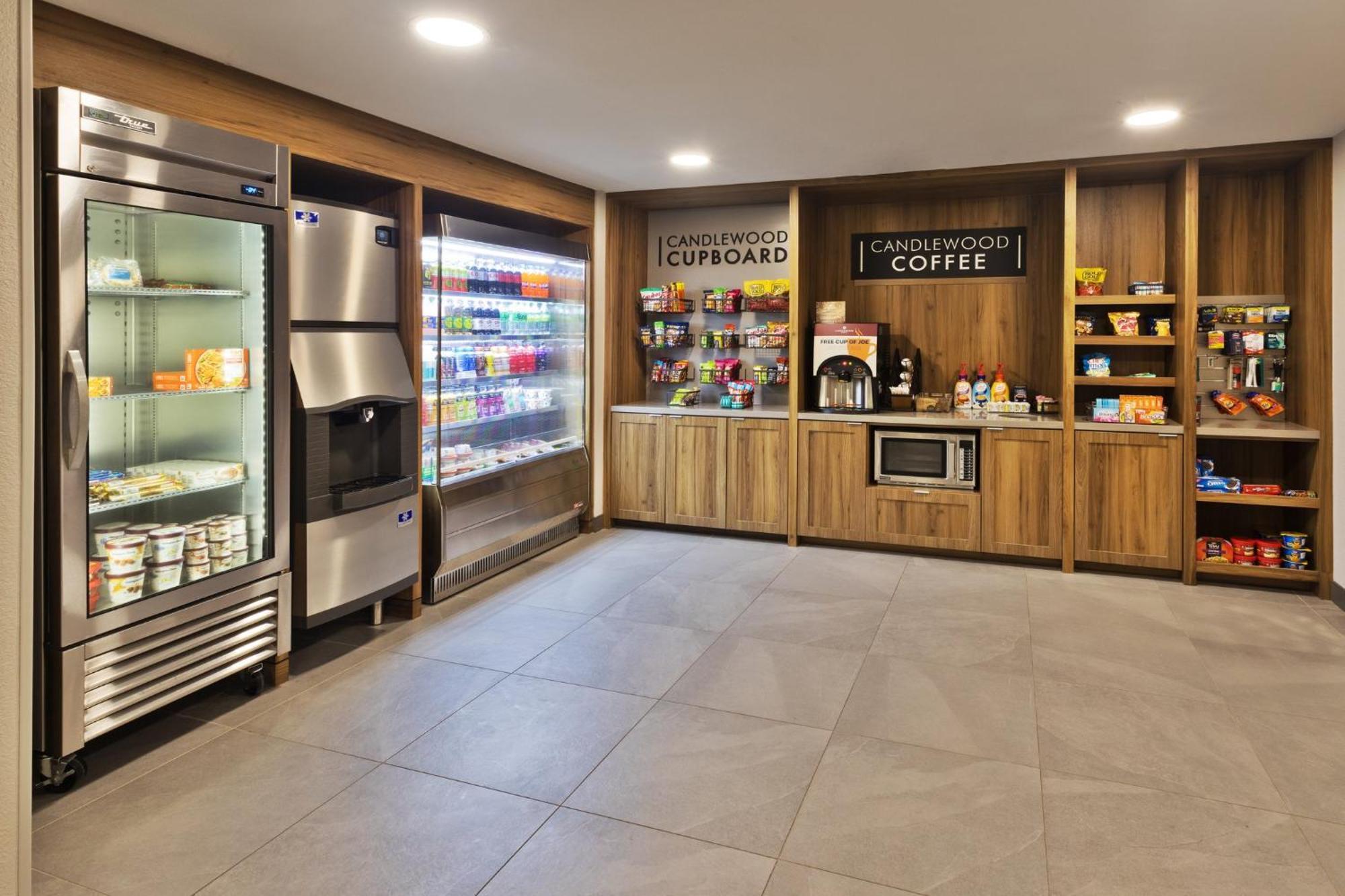 Candlewood Suites Eastchase Park By Ihg Монтгомери Экстерьер фото