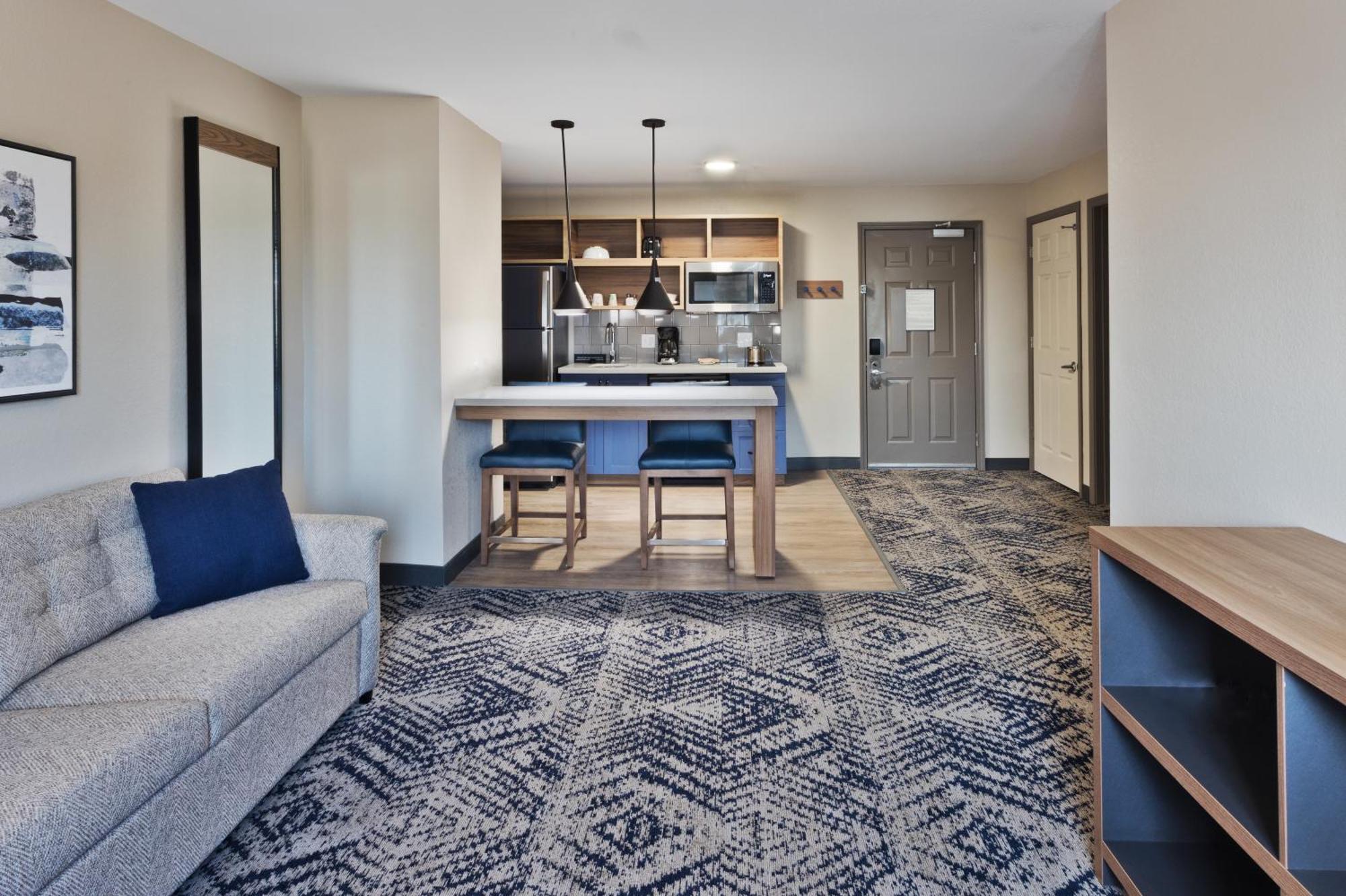 Candlewood Suites Eastchase Park By Ihg Монтгомери Экстерьер фото