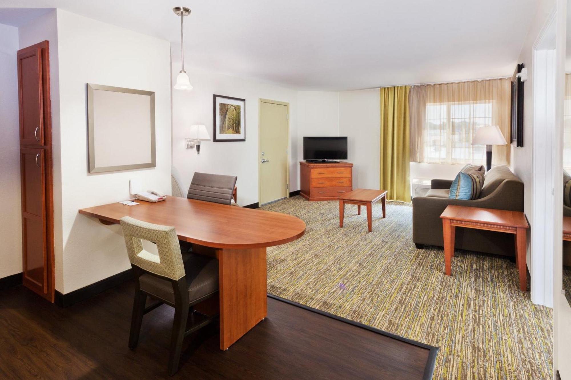 Candlewood Suites Eastchase Park By Ihg Монтгомери Экстерьер фото