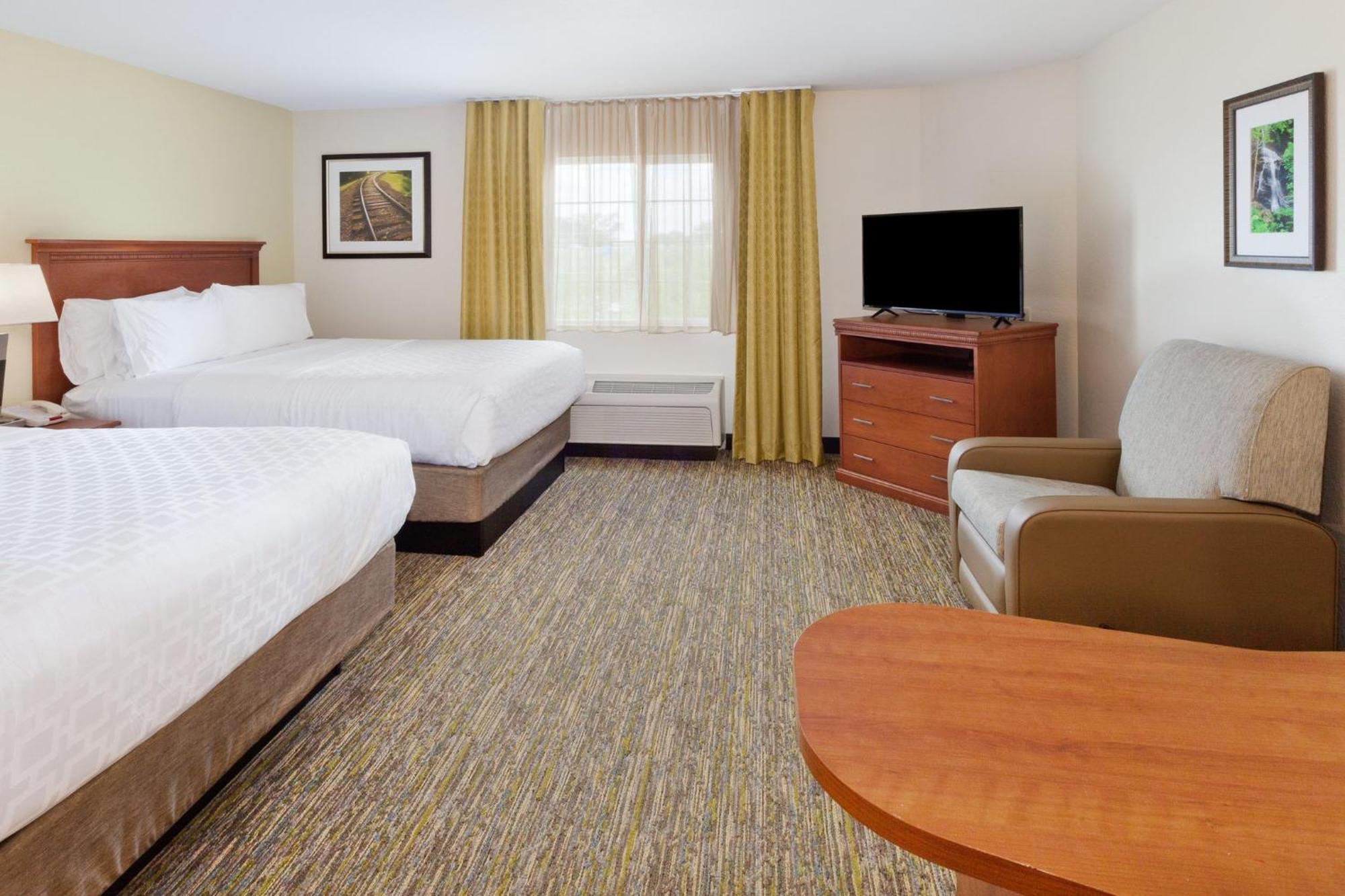 Candlewood Suites Eastchase Park By Ihg Монтгомери Экстерьер фото