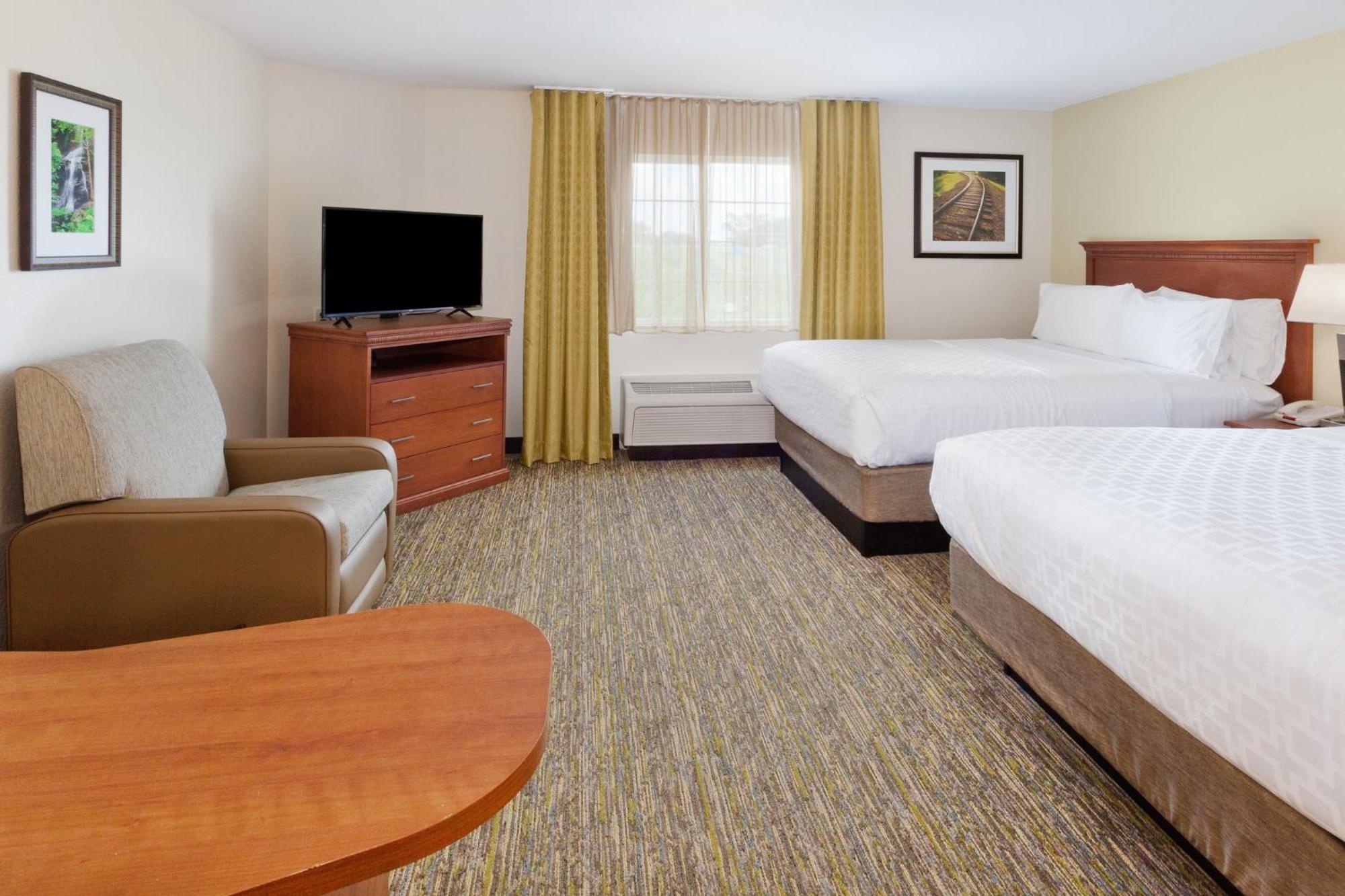 Candlewood Suites Eastchase Park By Ihg Монтгомери Экстерьер фото